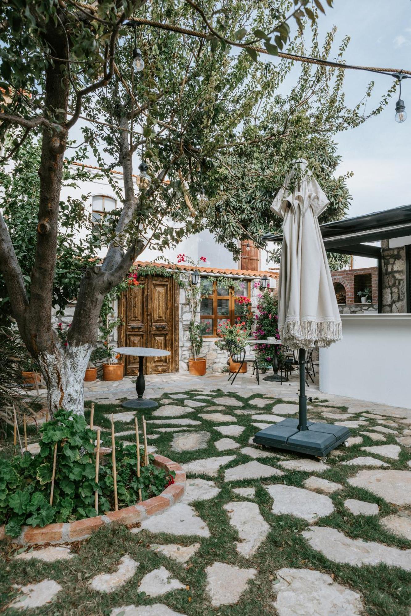 Molo Urla Exterior foto